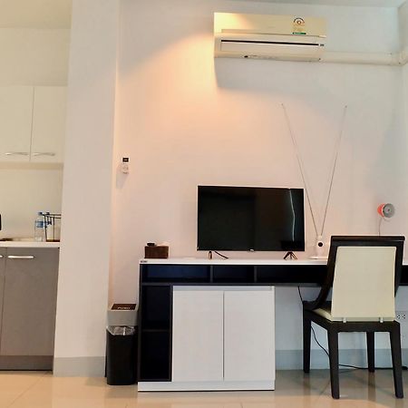 Dewyhouse Hostel Csiangmaj Kültér fotó