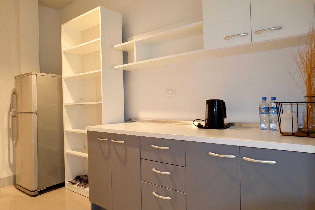 Dewyhouse Hostel Csiangmaj Kültér fotó